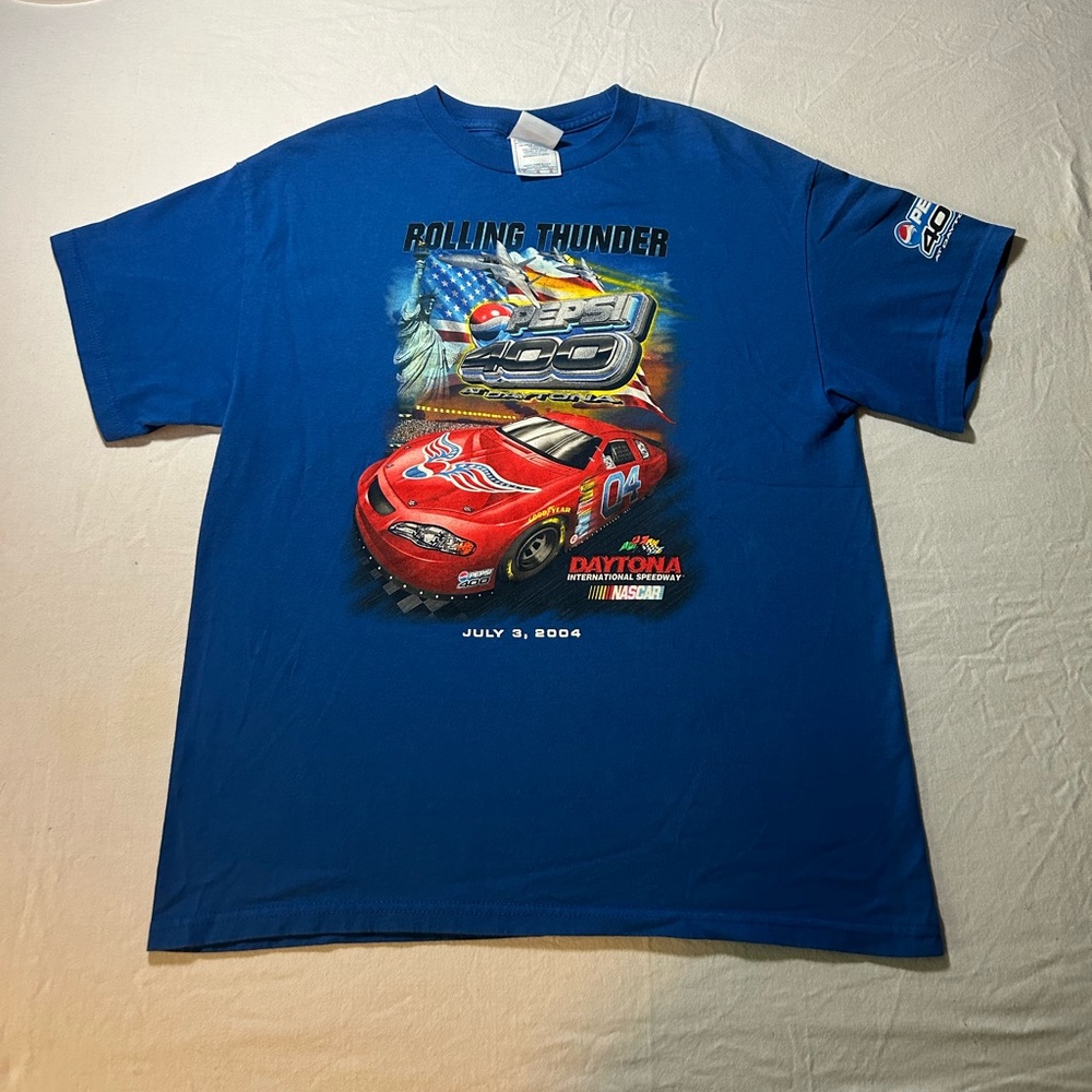 Vintage Y2K Daytona NASCAR blue t shirt